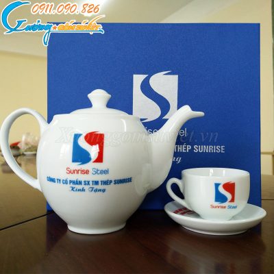 Bộ ấm trà BT03 được rất nhiều khách hàng lựa chọn để in ấn logo làm quà tặng
