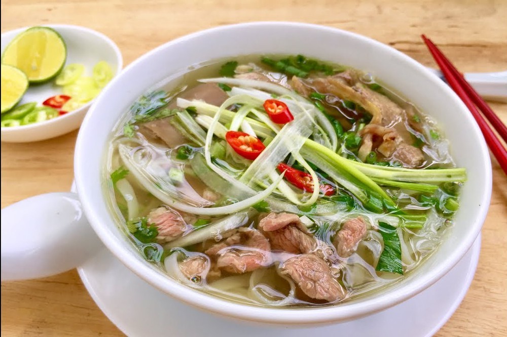 Phở được coi là món ăn tiêu biểu của ẩm thực Việt Nam