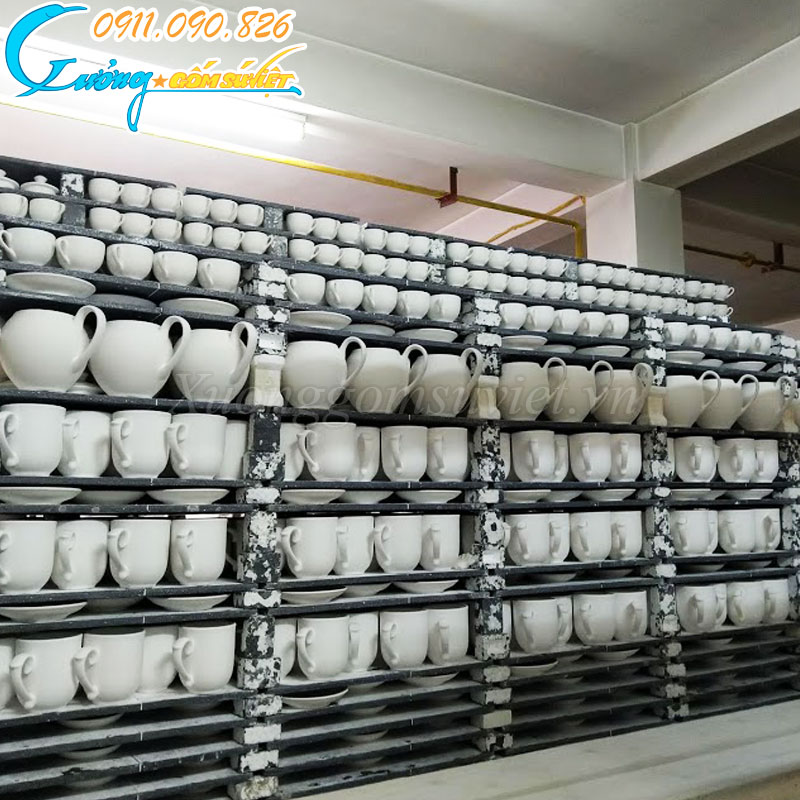 Xưởng gốm Sứ Việt –sản xuất ly sứ Bát Tràng giá sỉ khu vực miền Trung