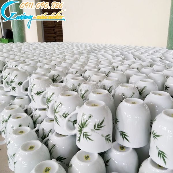 Đặt hàng ly sứ tại Xưởng Gốm Sứ Việt giúp tiết kiệm tối đa chi phí cho khách hàng