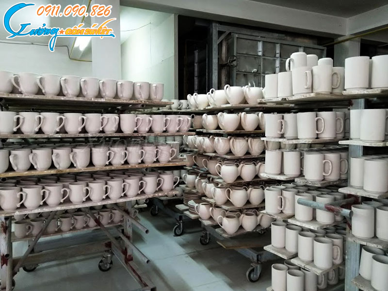 Sản phẩm mộc tại Xưởng Gốm Sứ Việt