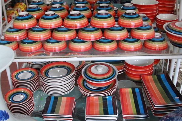 Có nên chọn sản phẩm gốm sứ làm quà tặng Đại hội tỉnh Thái Bình