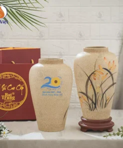 Lọ Hoa In Logo Quà Tri Ân Thầy Cô Kỷ Niệm 20 Năm Trở Về Trường