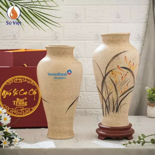 Lọ Hoa In Logo Quà Tặng Nhân Viên Vietinbank 30/4 - 1/5