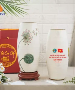 BÌnh hoa in chữ quà tặng Đại Hội Đại Biểu các Dân Tộc Thiểu Số