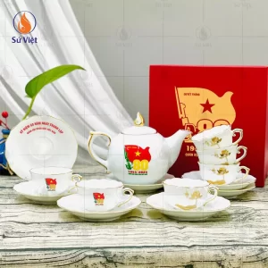 bộ ấm chén uống trà quà kỷ niệm ngày thành lập quân đội nhân dân