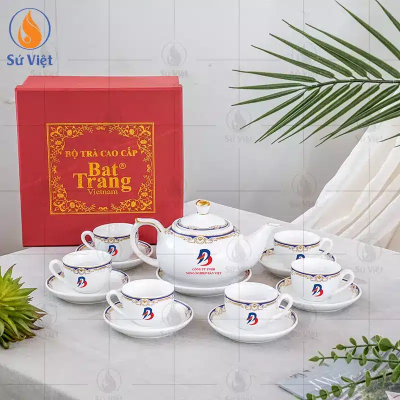 Bộ ấm chén trắng in logo quà tặng