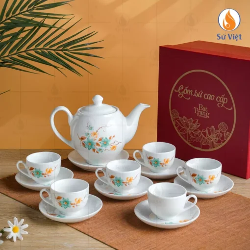 Bộ ấm tra trắng Bát Tràng dáng Minh Long hoa dây xanh