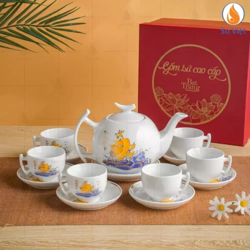 Bộ trà trắng dáng bưởi cành in họa tiết thuận buồm xuôi gió
