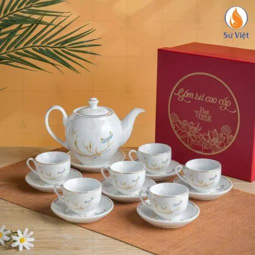 Bộ ấm chén trắng dáng Minh Long in họa tiết Thuận buồm xuôi gió
