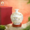 Bình hút lộc Những mốc son lịch sử men trắng kẻ chỉ vàng