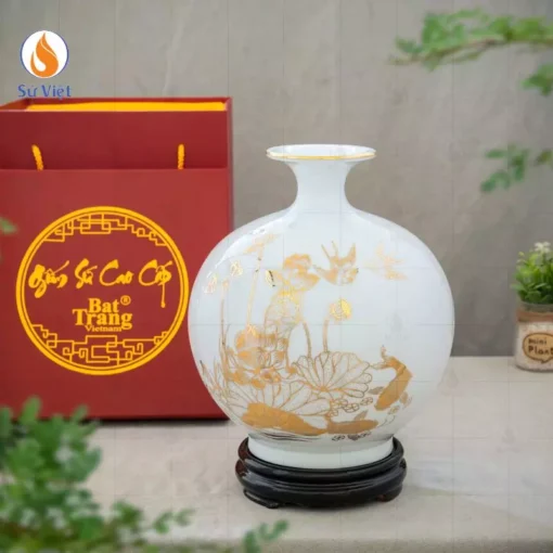 Bình hút lộc men trắng họa tiết Cá chép hoa sen vẽ vàng kim