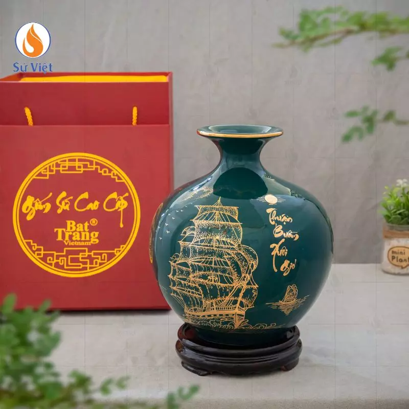 Bình hút lộc men xanh lá họa tiết Thuận Buồm Xuôi Gió Vàng Kim