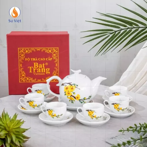 Bộ ấm chén dáng bưởi cành họa tiết mai vàng