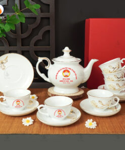 Bộ trà đài các hoa mộc lan in logo Mặt trận Tổ quốc Việt Nam