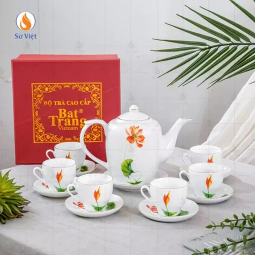 Bộ trà trắng họa tiết hoa sen hồng
