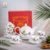 Bộ ấm chén trắng họa tiết Lá Kim Ngân
