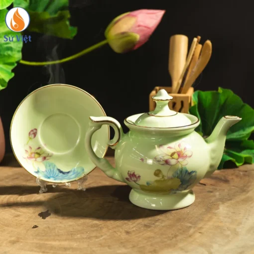 Bộ Ấm Chén Men Ngọc Sen Nước Viền Vàng Kim