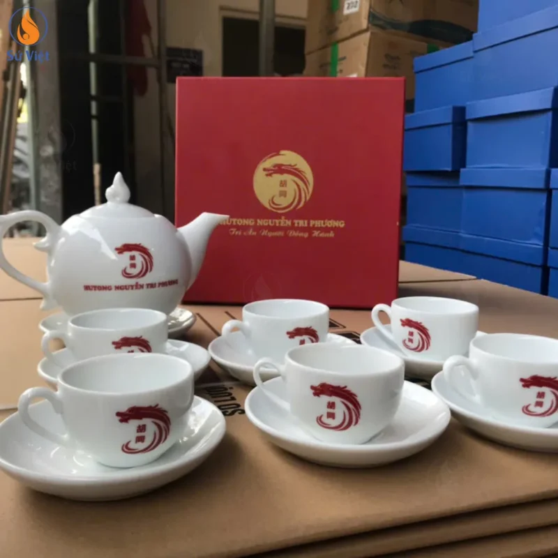 Dự Án 80 Bộ Ấm Trà In Logo Hutong Nguyễn Tri Phương
