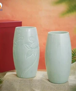 Bình Hoa Men Ngọc Khắc Sen Chuồn