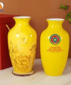 Bình Liên Hoa Vàng Kim In Logo 80 Năm Ngành THADS