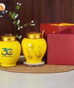 Hũ Trà Sen Hạc In Logo Kỷ Niệm 30 Năm Bảo Hiểm Bảo Việt