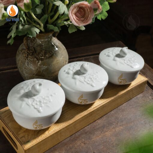 Hũ Mứt In Logo 75 Năm Công Đoàn Giáo Dục Việt Nam