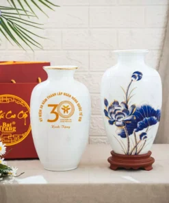 Bình Gốm Sen Xanh Quà Tặng Kỷ Niệm 30 Năm Ngân Hàng VIB