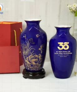 Bình Hoa Sen Vàng Quà Tặng Kỷ Niệm 35 Năm Sacombank