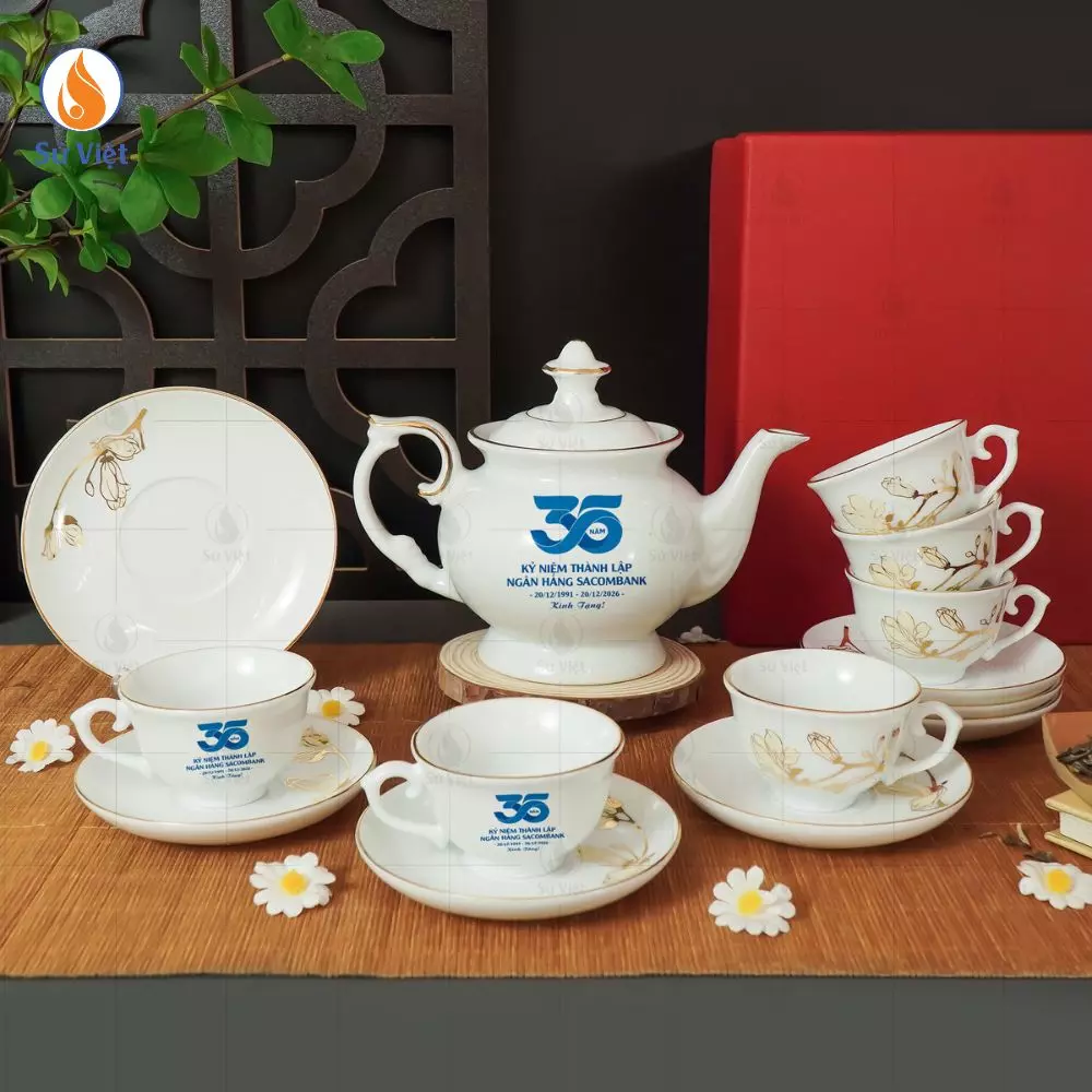 Bộ Ấm Chén Mộc Lan Kỷ Niệm 35 Năm Ngân Hàng Sacombank