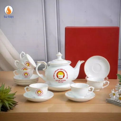 Bộ Trà Đài Các Kẻ Vàng Kỷ Niệm 30 Năm Hội Khuyến Học