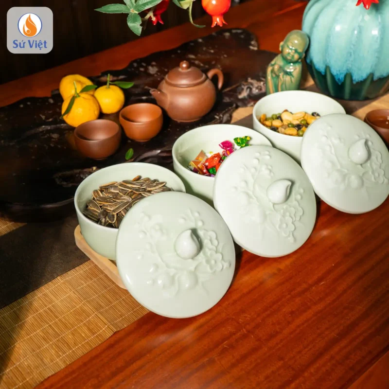 hũ mứt làm quà tặng tết