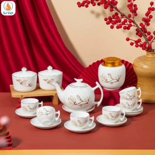 Bộ Ấm Chén Kèm Hũ Mứt Và Hũ Trà Hoa Mộc Lan Vẽ Vàng
