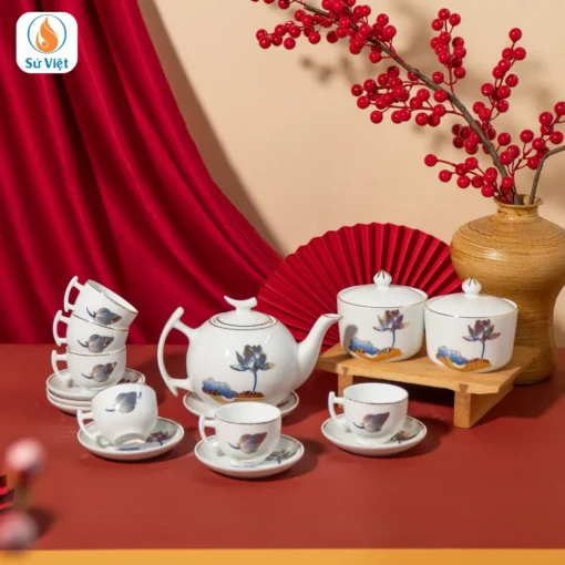 Bộ Ấm Chén Kèm Hũ Mứt Hũ Trà Sen Xanh Vẽ Vàng