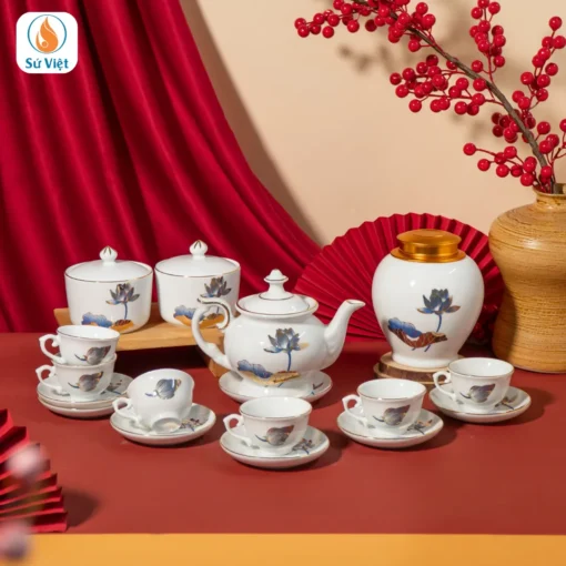 Bộ Ấm Chén Kèm Hũ Mứt Hũ Trà Sen Xanh Vẽ Vàng