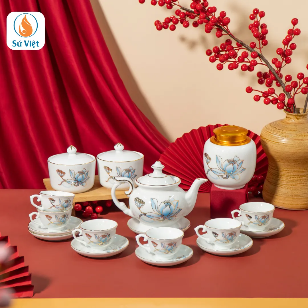 Quà Tết Bộ Ấm Chén Hũ Trà Và Hũ Mứt Tết Sen Xanh Vẽ Vàng